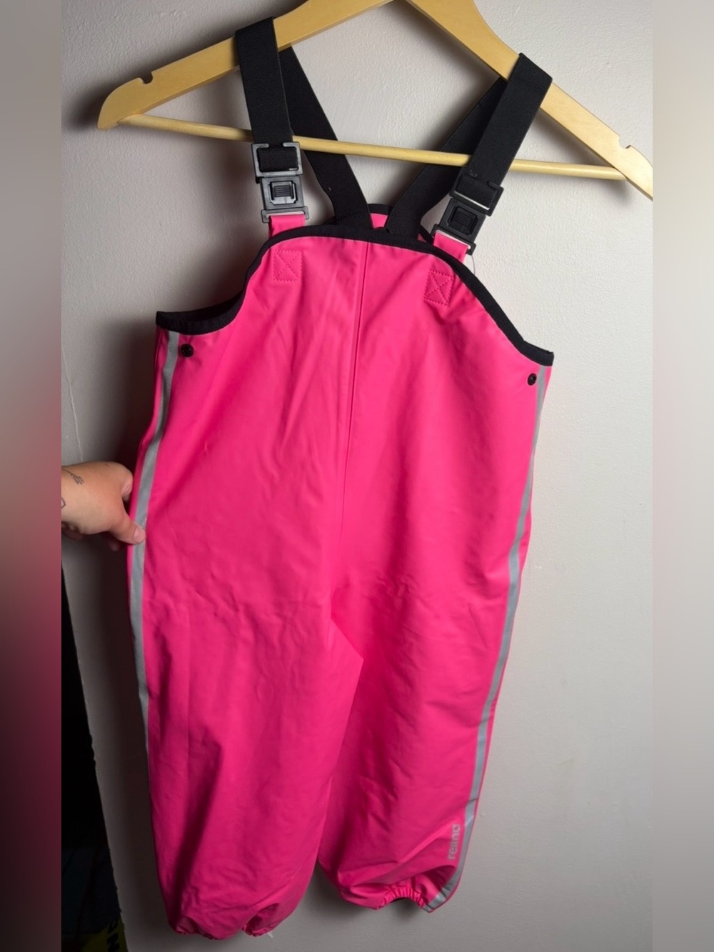 NWT Reima Bright Pink Waterproof Rain Bib with Adjustable Straps Size 3T